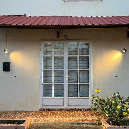 Petit Paradis